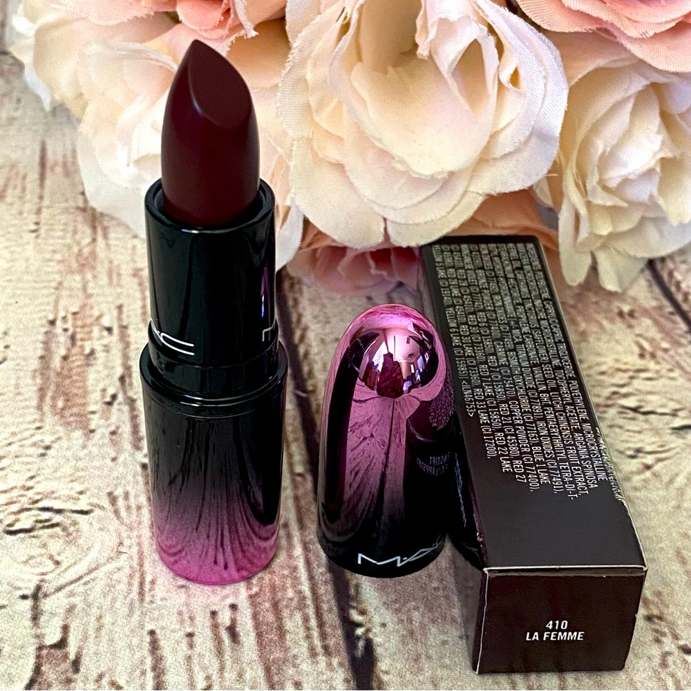 MAC - 410 LA FEMME - LOVE ME LIPSTICK